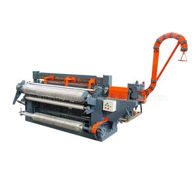 China Garment Shops Galvanized Wire Mesh Welded Wire Mesh Making Machine for sale