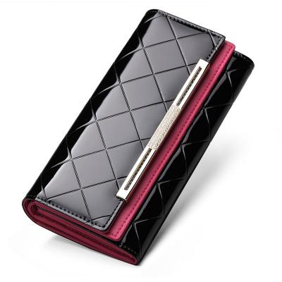 China Hold up 2020 new long ladies money wallet fashion large capacity clip genuine leather wallet for sale