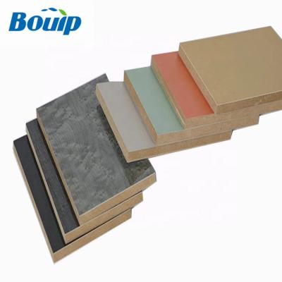 China 18mm Thickness Standard Size Industrial UV Melamine MDF Board Laminated Board for sale