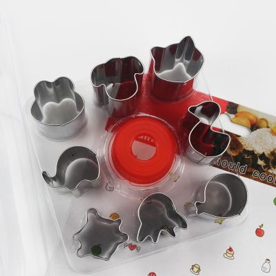 China Sustainable Vegetable Animal Shape Cutters For Kids for sale