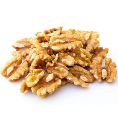 China Dry Ready To Ship Rich Nutrition Walnuts Clean Sweet Crispy Nut Good For Health for sale