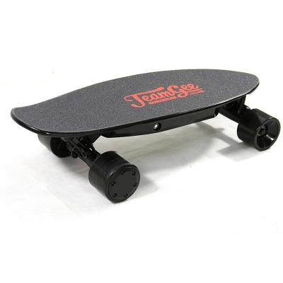 China Wearable PU/78A High quality Canadian maple outdoor four-wheel drive high-power lithium battery electric skateboard for sale