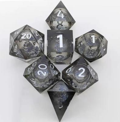 China Factory black DND dice d20 dice sharp liquid core dice games for dungeons and dragons table for sale