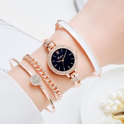 China DIVER Casual Luxury Ladies Alloy Case Watch Bracelets Ladies Watch Bracelet Set for sale