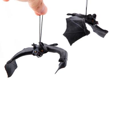 China 2021 Halloween Garden scares animal pendant simulation Halloween bats toy propss for sale