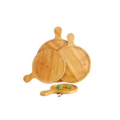 China Sustainable Wholesale Custom Kitchen Round Bamboo Pizza Tray With Handle for sale