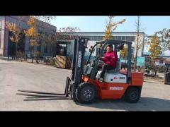 K20 Diesel Engine Forklift 2 Tons 16km/h Max. travel speed