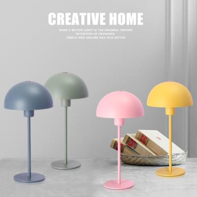 China Modern Led Restaurant Bar Restaurant Multi Color Hotel Decorative Wireless Magnifying Iron Led Table Lamp for sale