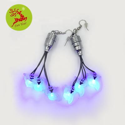 China Halloween Party Decoration LED Fast Flashing Flashing Ghost Shaped Earring for sale