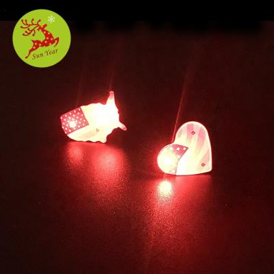 China LED Flashing Independence Day Led USA Flag Badge Light Pin for sale