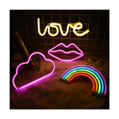 China Lips Lip LED Neon Signs Decoration Light Wall Decor For Christmas Decoration Birthday Desk Table Lamps for sale