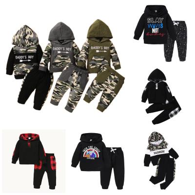 China Anti-Wrinkle Wholesale Children's Clothing Letter Print Hoodies Sweatshirt Camouflage Long Pants Kids Hoodies Set Boys for sale