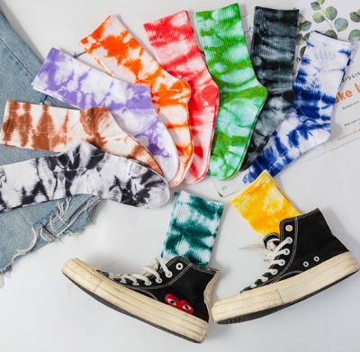 China New Style QUICK DRY Tie Dye Socks Colorful Cotton Socks Crew Women Men To Tie Dye Socks for sale