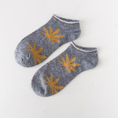 China QUICK DRY Custom Logo Socks Shortly Sell Your Logo Design Cotton Ankle Camp Socks Wholesale for sale