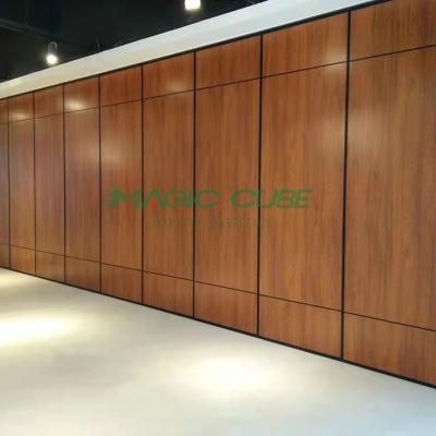 China Hotel Room Soundproof Movable Partition Wall 1200mm Width Easy To Operate for sale