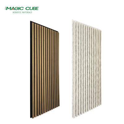 China Europa Venta caliente Reducción de ruido 600 * 2400mm Acupanela de sal Panel acústico de madera para el salón en venta