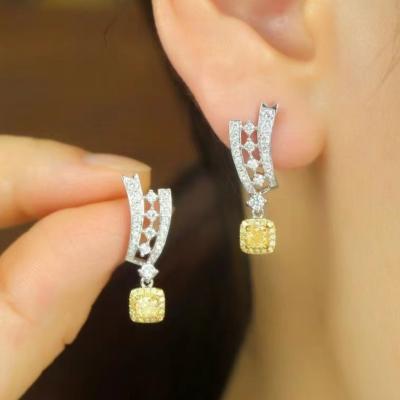 China Religious Drop Shipping 18K Solid Gold Moissanite Diamond Stud Earrings Fashion Gold Earring For Women for sale