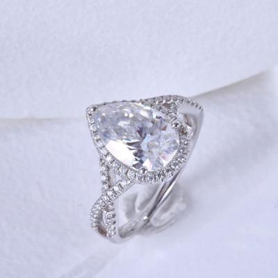 China 2022 Wholesale Custom Engagement Jewelry 18k Gold Moissanite Diamond Ring CLASSIC for sale