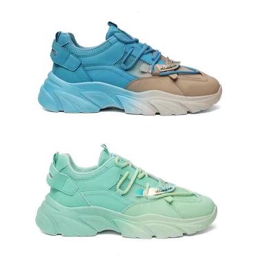 China 2022 Fashion Trend New Fashion Men Outdoor Casual Running Shoes And Comfortable Breathable Sports Shoes for sale