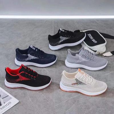 China Fashion Trend Fitness Walking Shoes Factory Wholesale Price Custom Breathable Lightweight Men's Sports Shoes for sale