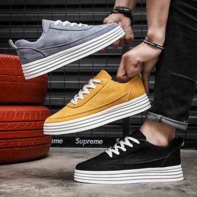 China 2022New Fashion Trend Fashion Thick Based Men Shoes 3Colors Walking Casual Men Shoes for sale