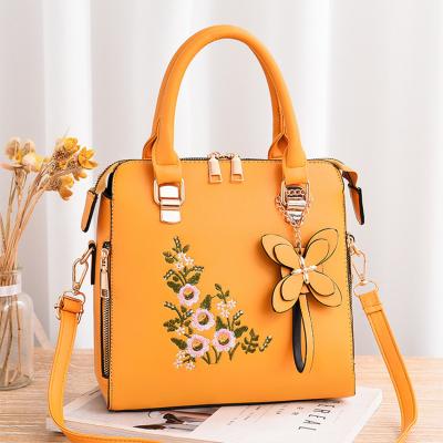 China Large Fashion Zipper 2021 Cute Shoulder Ladies Blue Floral Embroidery Designs Leather Women Handbags for sale