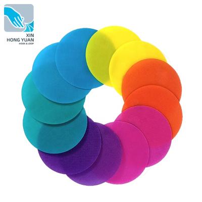 China Durable Nylon Carpet Markers Laying Spots Hook & Loop Circles Sticky Dots for sale