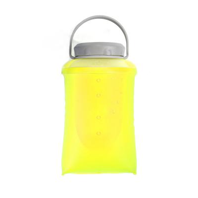 China Sustainable Yellow Crinkle 800ML Leak Resistant Sports Soft Water Bottles for sale