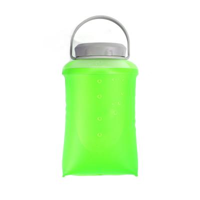 China Sustainable Drinks Easy Fold 800ML Leak Resistant Sports Drinking Soft Water Bottle Water Bottles for sale