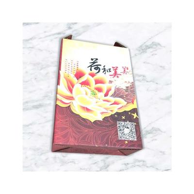 China Recyclable Portable Box Gift Box Portable Folding Food Packaging Gift Box For Mooncake for sale