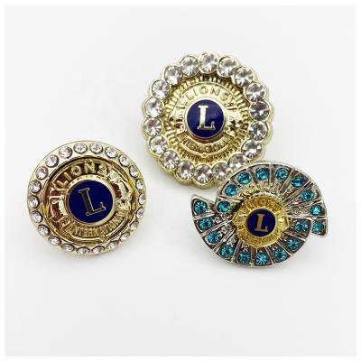 China Manufacturer Wholesale Custom Logo Personalized Lion Clubs Jewelry Crystal Metal Lapel Pins Luxury from Europe for sale