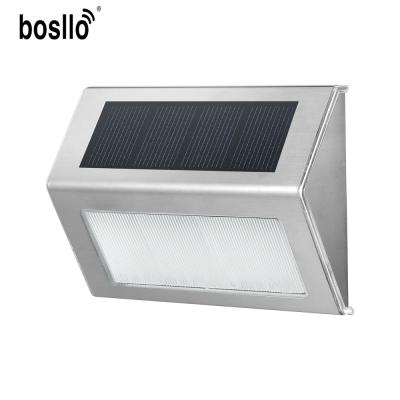 China IP45 Waterproof Solar Powered Wall Lights No Wiring Needed Easy Installation for sale