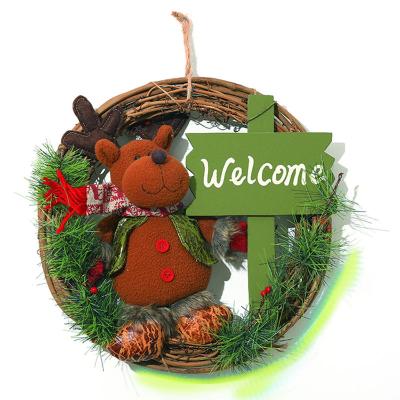 China Wholesale Christmast Ornament Factory Wreath For Christmas Decorations Round Christmas Hanging Pine Branches Wreath for sale