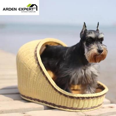 China Arden Expert Outdoor Indoor Pet Breathable Dog Bed PE Rattan Cat Daybed Waterproof for sale