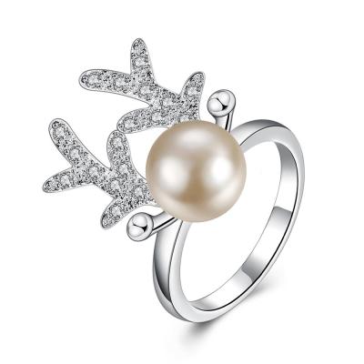 China Popular Sparkling White Gemstone Christmas Western Deer Diamond Ring for sale