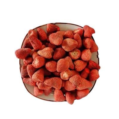 China Factory Price New Dried Strawberry FD Wholesale Freeze Dried Fruit for sale