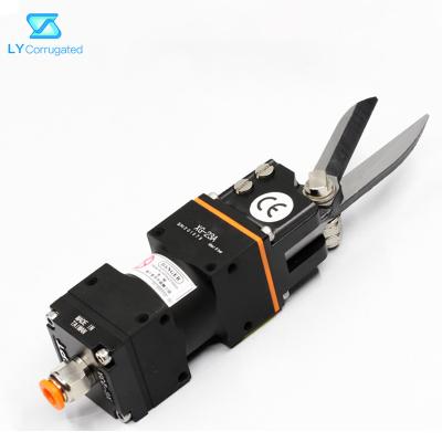 Κίνα 6mm Industrial Cutting Blade Medical Mask Machine Parts Pneumatic Cutter Air Scissors προς πώληση