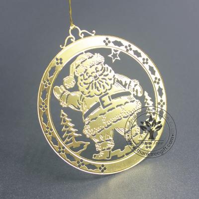 China Christmas Style Ornament Christmas Style Gold Color Etching Santa Claus Metal Christmas Ornament for sale