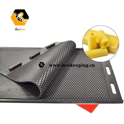 China Flexible Bee Farm Beekeeping Silicone Beeswax Honeycomb Mold Wax Base Covers Press Stamper Wax For Bees Beekeeper for sale