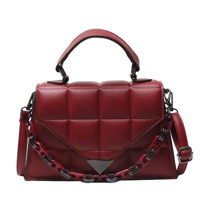 China Luxury Argyle Pattern Ladies PU Leather Bags Thick Metal Metal Handbag Crossbody Handbags Cheap Fashion With Chain for sale