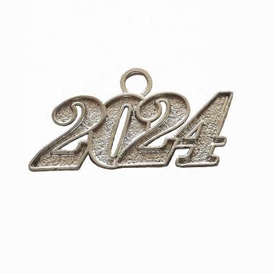 China Graduate Gown 2024 Silver Color Year Seal Charm For Graduation Tassels for sale