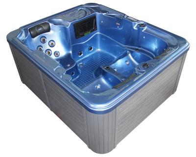 China Freestanding Design 3 Person Luxury Balboa Acrylic Outdoor Hot Tub Spa for sale