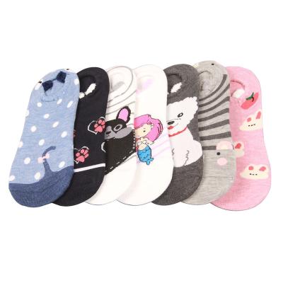 China Antibacterial Spring Puppy Pattern Print Customized Women Cotton Invisible Cute Breathable Ankle Animal Slip Socks for sale