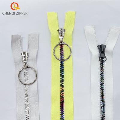 China Automatic Lock Wear Resistance Dynamic Tooth Zipper for Pockets Zipper for Bags Plastic Resin Zipper for sale