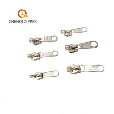 China Single and Double Pull 3# 5# Other 3# 5# Custom Metal Slider Hole Lock Puller Custom Zipper Single and Double Hole Lock Slider Puller for sale