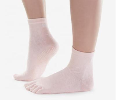 China Pilates Ballet Barre Dance Toe Socks Soft Sole QUICK DRY Anti-skid Women Comfy Terry Ankle Socks Knitted Grip Yoga Socks for sale