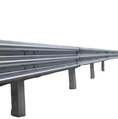 China Hot Rolled High Strength Low Carbon Steel Wave Beam Bridge Guardrail Corrugated Beam Plate for sale