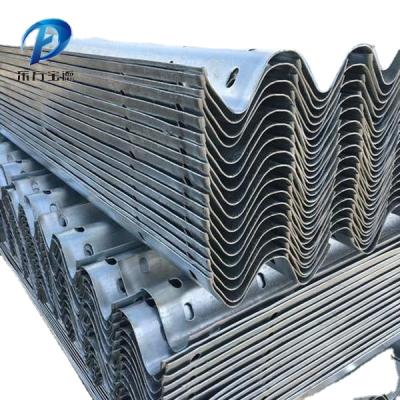 China High Quality Carbon Steel Galvanized Expressway Guardrail Hot Rolled High Strength Low Carbon Steel Sheet For Road Side Protect for sale