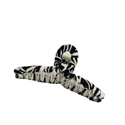 China Eco-friendly wholesale korean pattern big quality hair claw zebra hair clips hair accessories claw clip for sale