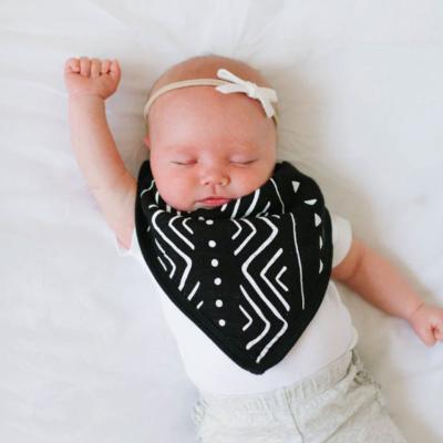 China 2021 New Cotton Latex Ruffle Triangle Bandana Cute 100% Organic Adjustable Baby Food Drool Free Feeding Bibs for sale